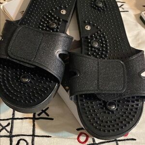 Black Massage Slide Sandals size 8 /9